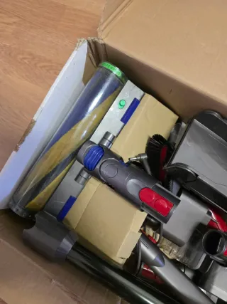 Dyson V12 Detect Slim Absolute