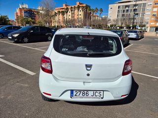 Dacia Sandero 2015