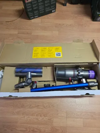 Dyson V11 Total Clean