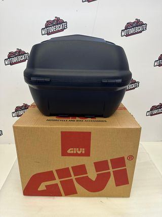 Baúl Moto Givi 39L Negro Nuevo