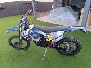 HUSQVARNA FE 350 4T ROCKSTAR 2021