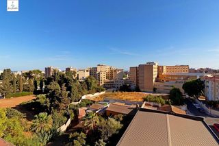 Piso en venta en Carlos Haya en Málaga