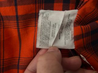 Camisa Levi's cuadros roja y azul