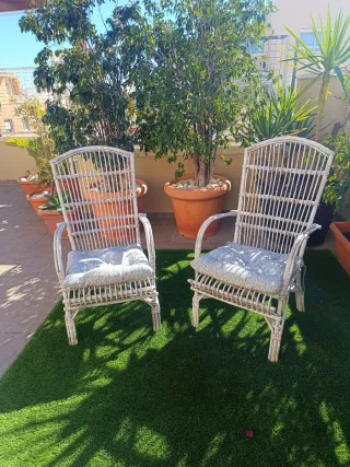 2 Sillas de caña con encanto