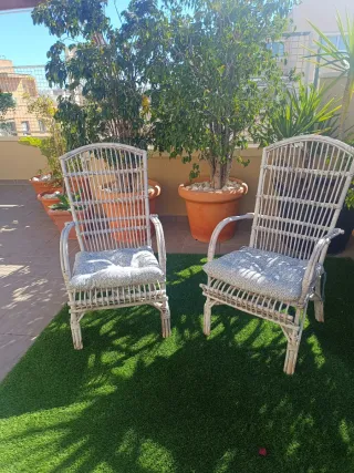 2 Sillas de caña con encanto
