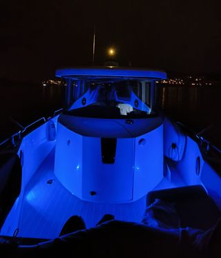 Axopar 28 Cabin Brabus Line