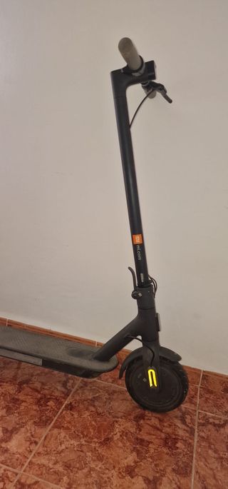 Patinete Xiaomi Mi + Casco