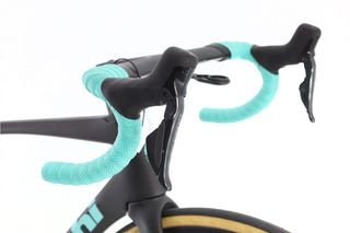 Bianchi Specialissima Di2 12V t.56