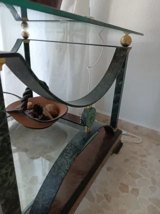 Conjunto mesas bajas salón cristal y madera