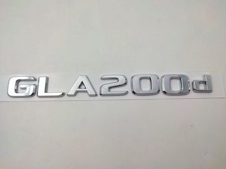 Emblema Mercedes Benz GLA200d plata Nuevo