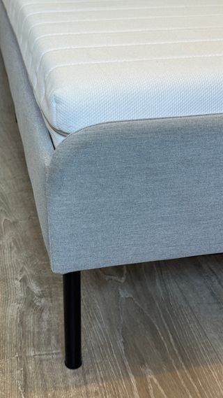 Estructura Cama IKEA Slattum + Colchón Malfors