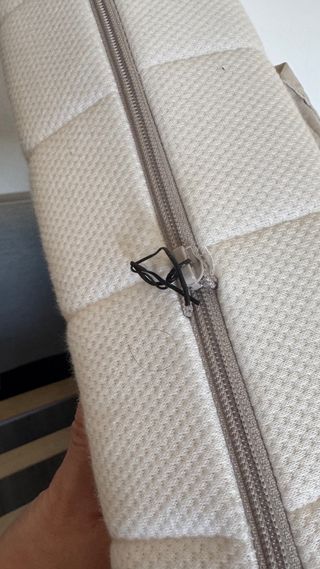 Estructura Cama IKEA Slattum + Colchón Malfors