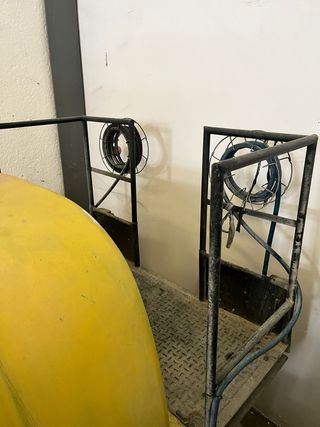 Cuba de arrastre 2000L