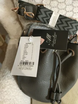 Bolso Andrea Massi gris sin estrenar