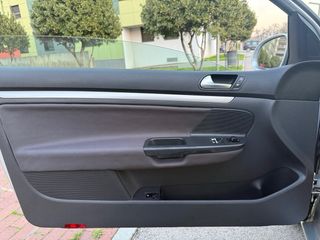 Volkswagen Golf V 1.6 i**etiqueta C!!