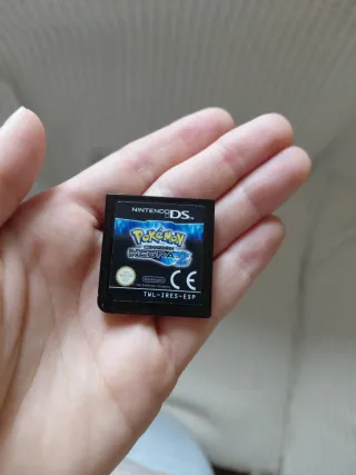 Nintendo 2DS Blanca Roja + 2 Juegos