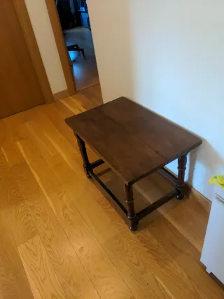 Mesa de centro de madera maciza