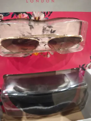 Gafas de sol aviador Ted Baker doradas