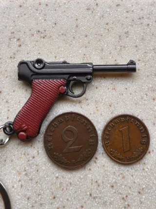 Monedas Tercer Reich y P08