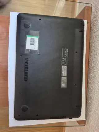 Portátil ASUS Plata y Negro