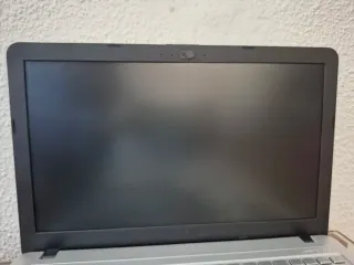 Portátil ASUS Plata y Negro