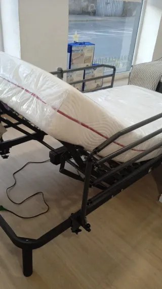 Cama articulada 105cm ancho, patas altas, nueva,