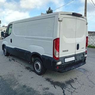 IVECO DAILY FURGON 2021 l2h1 2.3 130CV