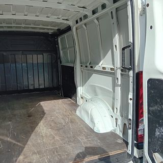 IVECO DAILY FURGON 2021 l2h1 2.3 130CV