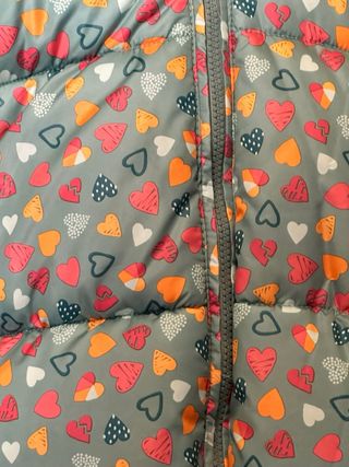 Plumas sfera niña talla 9/10 la talla es 9/10 pero