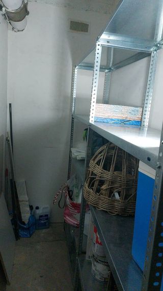 Aquiler plaza de garaje con trasterto