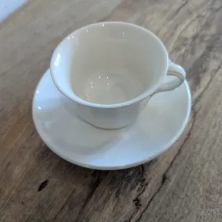 Taza y plato La Cartuja de Sevilla