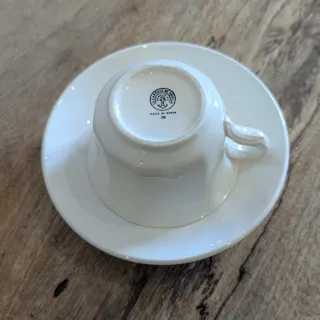 Taza y plato La Cartuja de Sevilla