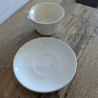 Taza y plato La Cartuja de Sevilla