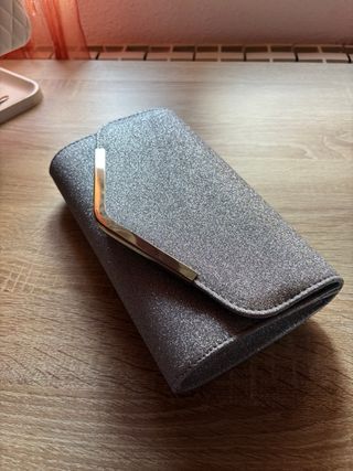 Bolso de fiesta plateado brillante