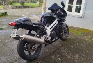 Aprilia RSV Mille Falco Negra