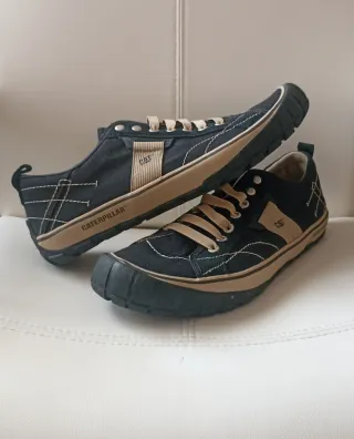 Tênis Caterpillar Preto e Bege