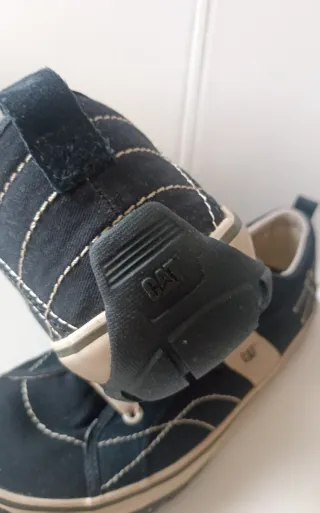 Tênis Caterpillar Preto e Bege