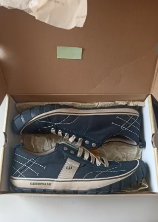 Tênis Caterpillar Preto e Bege