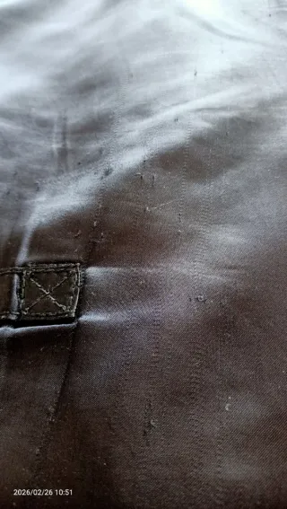 Chaleco de piel negro