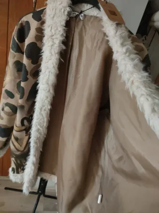 Chaqueta Disena Talla Única sin estrenar