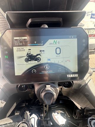 Yamaha Tracer 9GT + Y-AMT