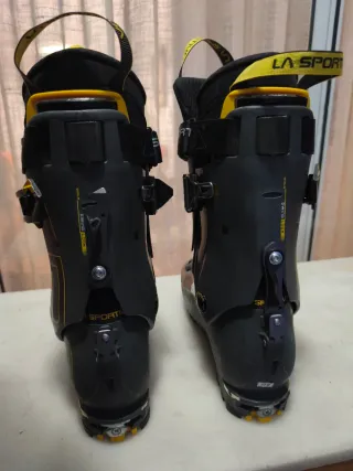 Botas La Sportiva modelo Solar II talla 27 = 42 EU