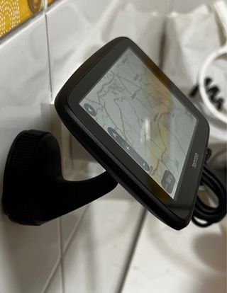 Tomtom GO Essentials GPS