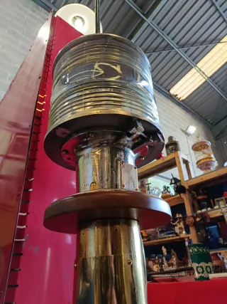 ANTIGUA BALIZA DE PUERTO