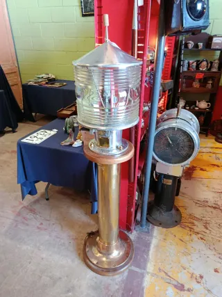 ANTIGUA BALIZA DE PUERTO