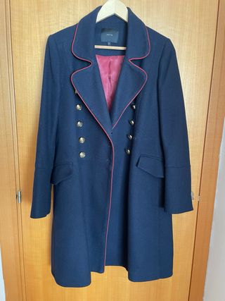 Abrigo paño azul con ribete rojo Talla M
