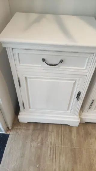 Mueble de salón blanco vintage