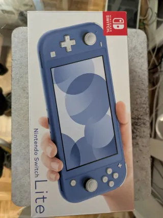 Nintendo Switch Lite Azul + funda de viaje