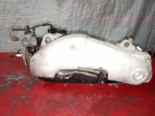 Motor Aprilia SR
