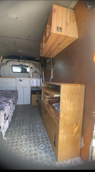 NiSSAN NV400 2012